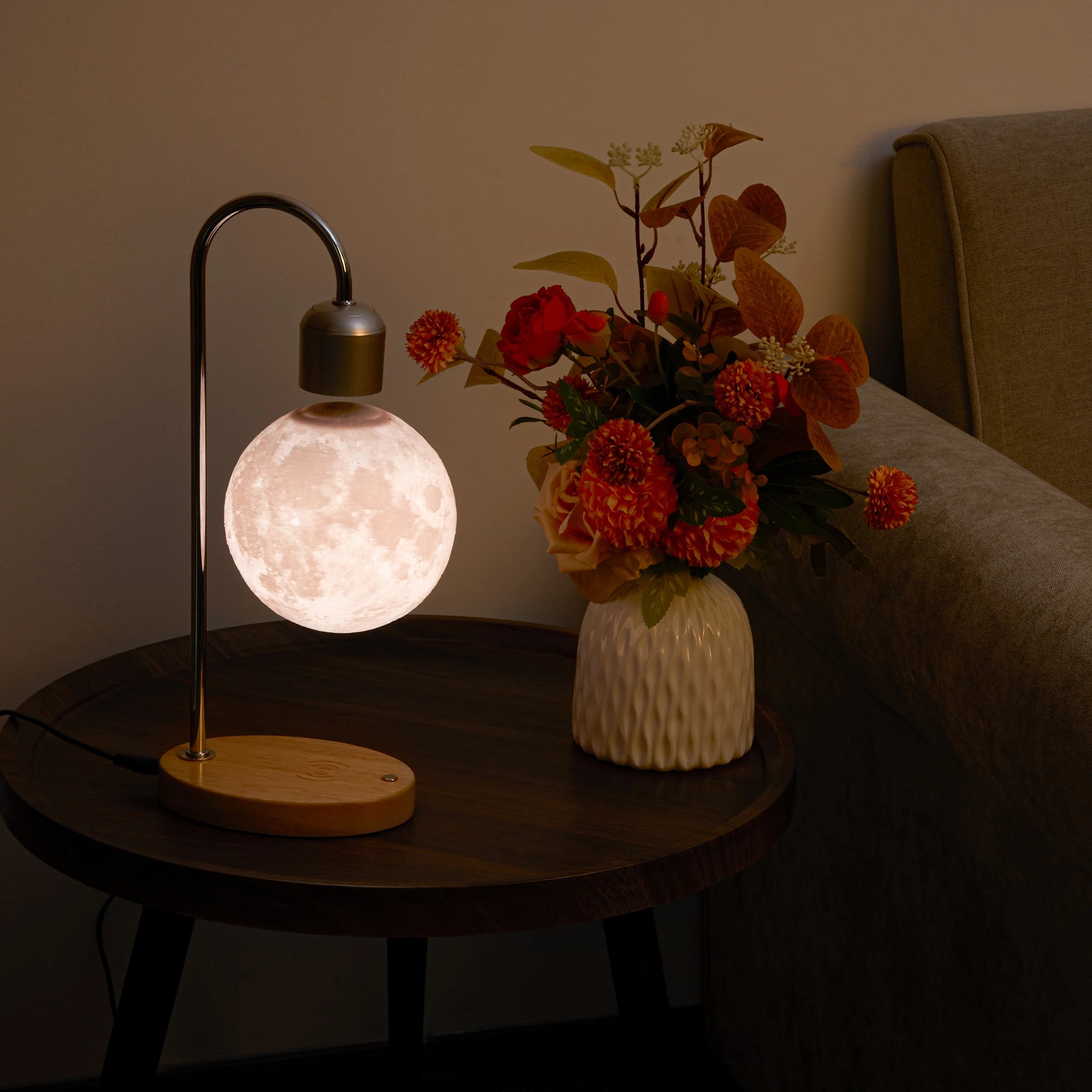 Magnetic Levitating Moon Lamp 🌙🧲✨ | Floating LED Night Light (Black Base)